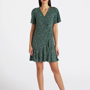KAILEIGH Margie Ring Detail V-Neck Dress